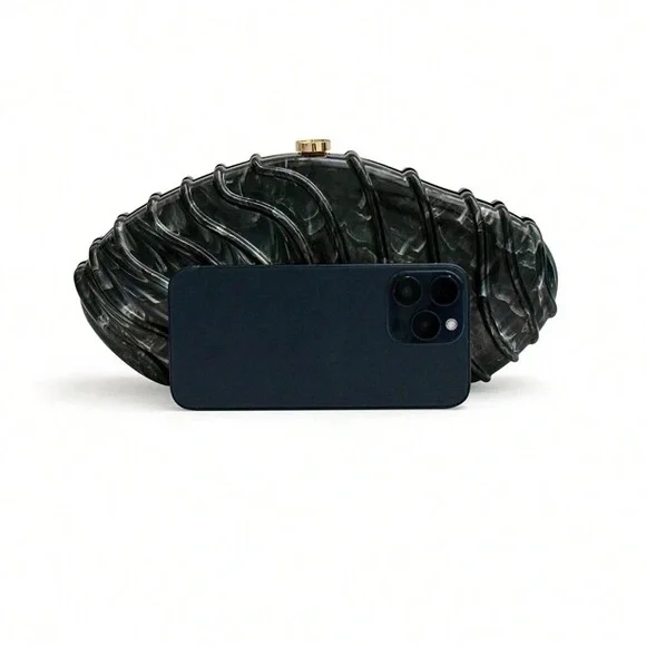 Textured irregular shape acrylic clutch purse - Picture 5 of 7